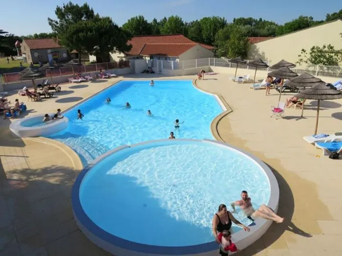Camping - Saint-Jean-de-Monts - Pays de Loire - Le Both d'Orouët