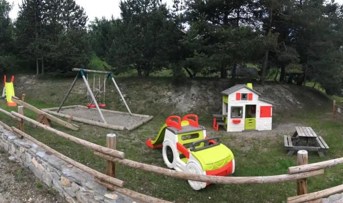 Camping - Sollières-Sardières - Rhône-Alpes - Le Chenantier