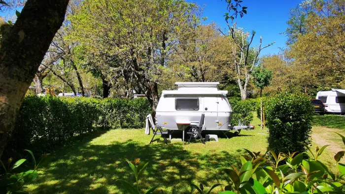 Camping - Chauzon - Rhône-Alpes - Le Coin Charmant