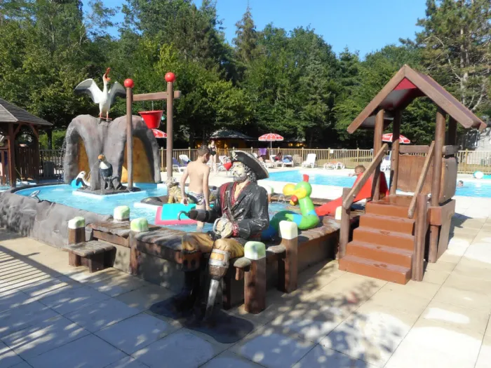 Camping - Saint-Père-sur-Loire - Grand Centre - Le Jardin de Sully
