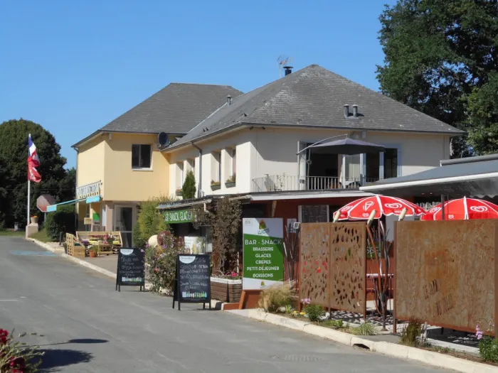 Camping - Saint-Père-sur-Loire - Grand Centre - Le Jardin de Sully