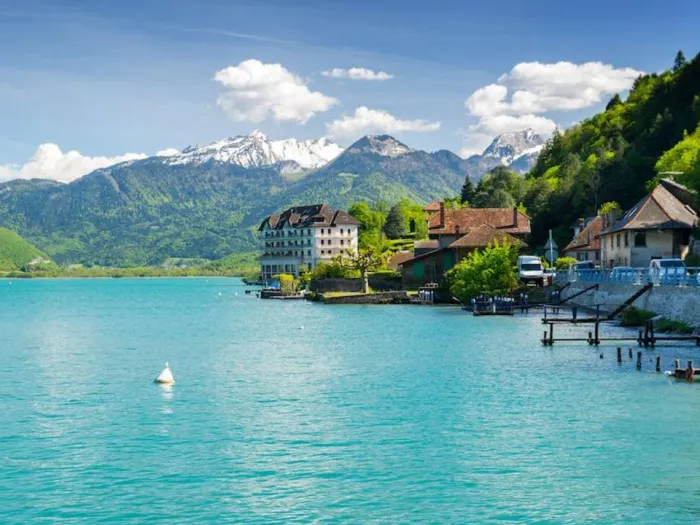 Camping - Talloires - Rhône-Alpes - Le Lanfonnet