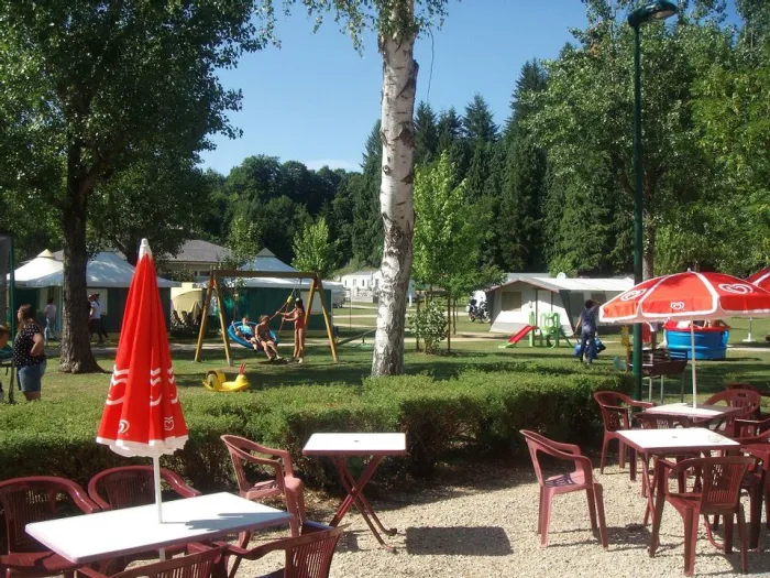Camping - Le Chambon-sur-Lignon - Auvergne - Le Lignon