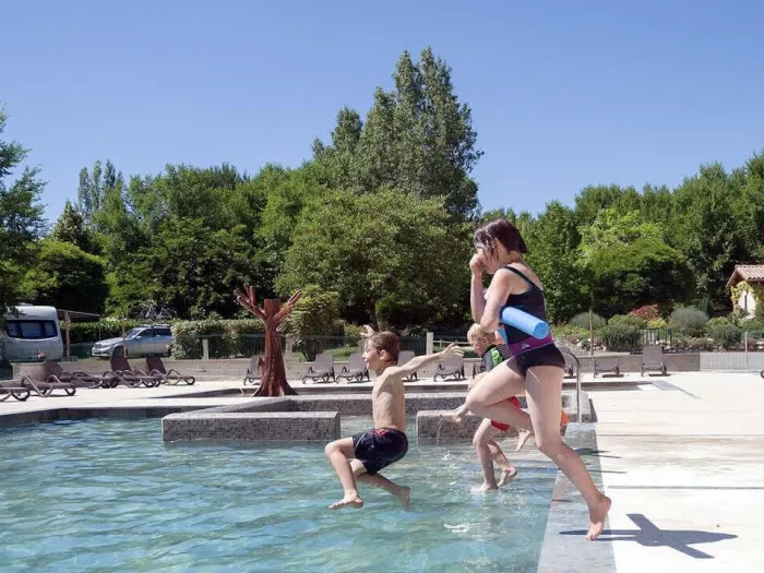 Camping - Martres-Tolosane - Midi-Pyrénées - Le Moulin