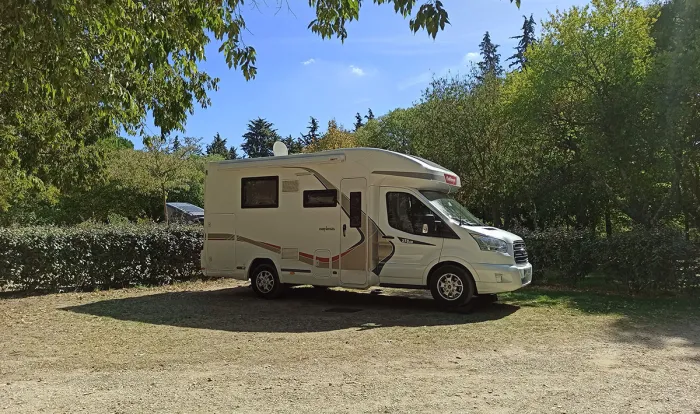 Camping - Cucuron - Provence-Alpes-Côte d'Azur - Le Moulin à Vent