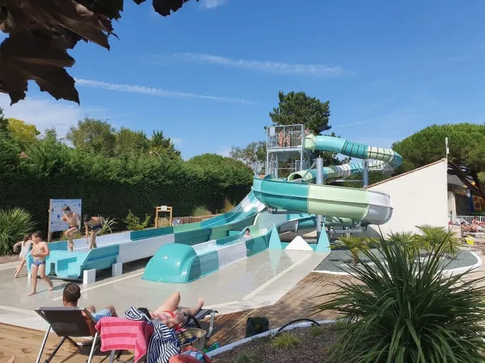Camping - Vaux-sur-Mer - Poitou-Charentes - Le Nauzan Plage