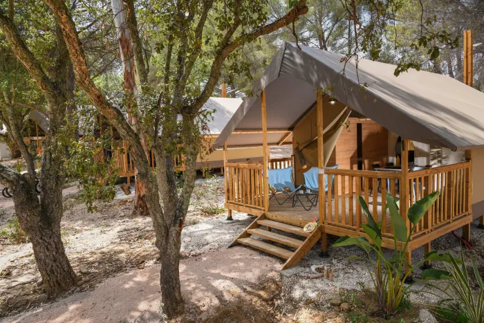 Camping - Bormes-les-Mimosas - Provence-Alpes-Côte d'Azur - Le Parc de Bormes