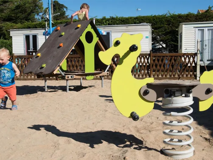 Camping - Saint-Jean-de-Monts - Pays de Loire - Le Petit Bois