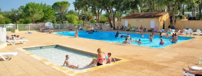 Camping - Saint-Maximin-la-Sainte-Baume - Provence-Alpes-Côte d'Azur - Le Provençal