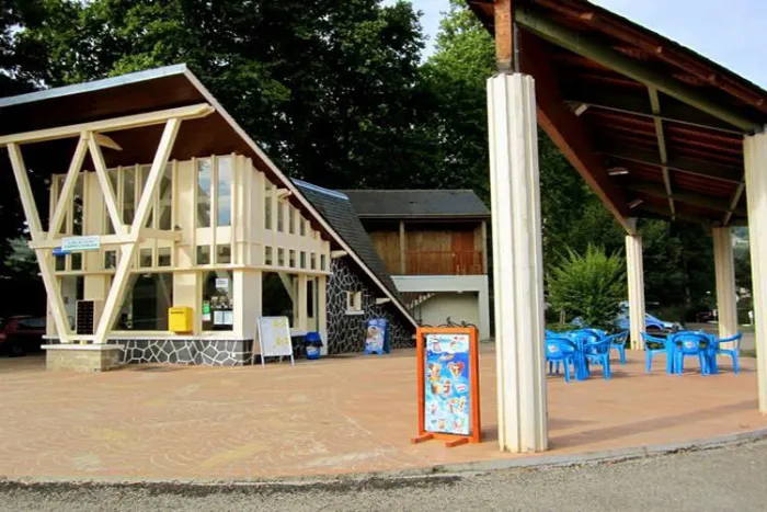 Camping - Espalion - Midi-Pyrénées - Le Roc de l'Arche