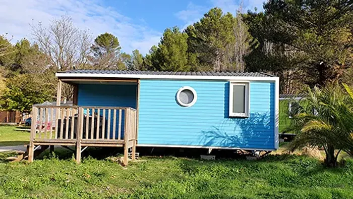 Camping - Istres - Provence-Alpes-Côte d'Azur - Le Vallon Des Cigales
