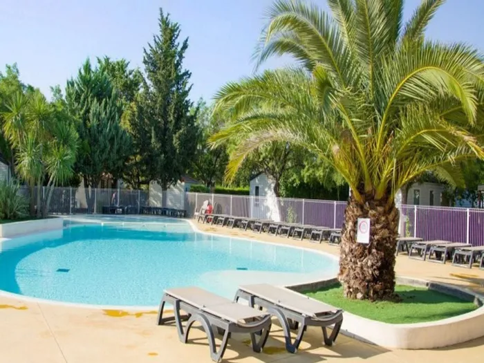 Camping - Gallargues le Montueux - Languedoc-Roussillon - Les Amandiers