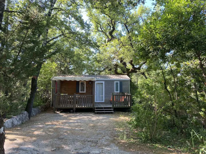 Camping - Saint-Jeannet - Provence-Alpes-Côte d'Azur - les Cent Chênes