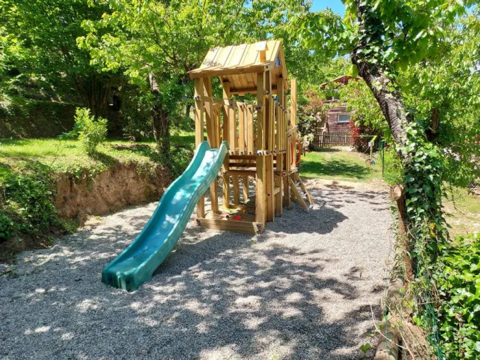 Camping - Vernet-les-Bains - Languedoc-Roussillon - Les Cerisiers