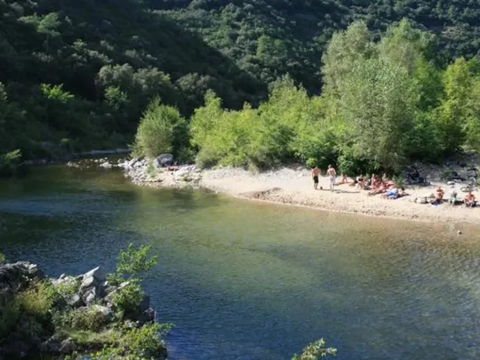 Camping - Ribes - Rhône-Alpes - Les Chataigniers