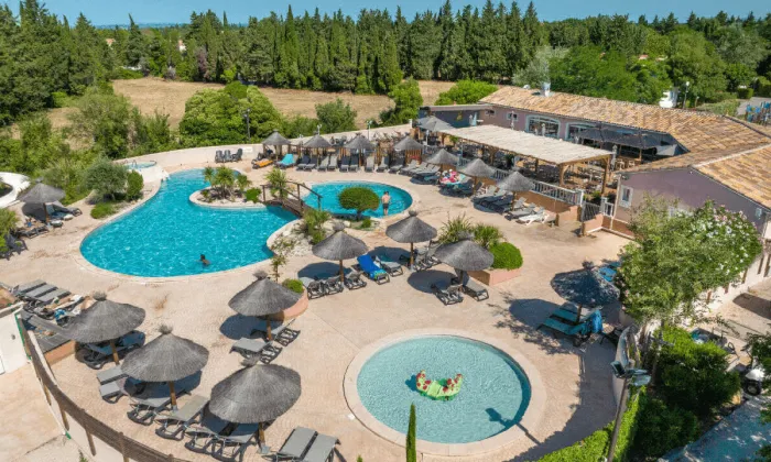 Camping - Pernes-les-Fontaines - Provence-Alpes-Côte d'Azur - Les Fontaines