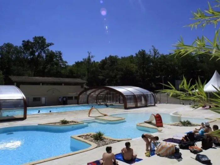 Camping - Monclar-de-Quercy - Midi-Pyrénées - Les Hameaux des Lacs
