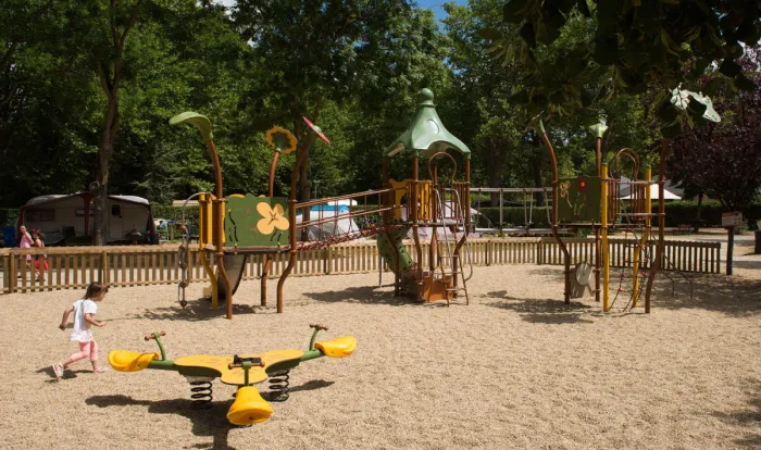 Camping - Montreuil-Bellay - Pays de Loire - Les Nobis d'Anjou