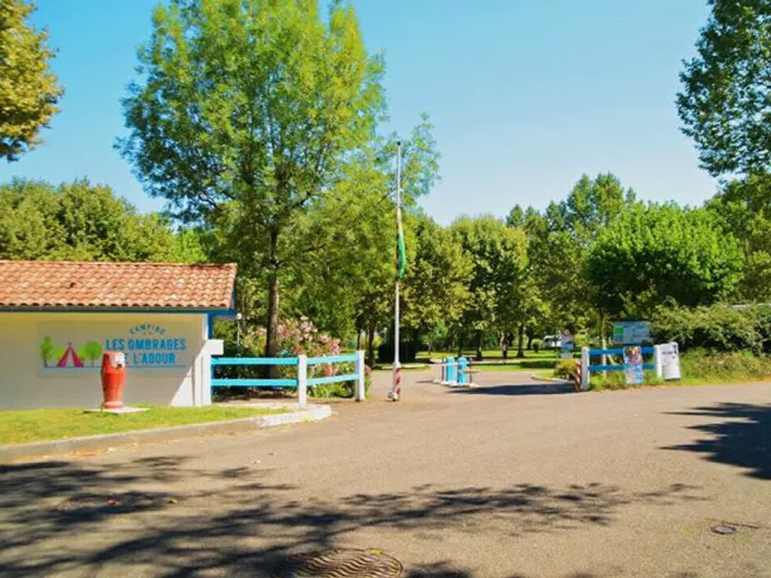 Camping - Aire-sur-l'Adour - Aquitaine - Les Ombrages de l'Adour