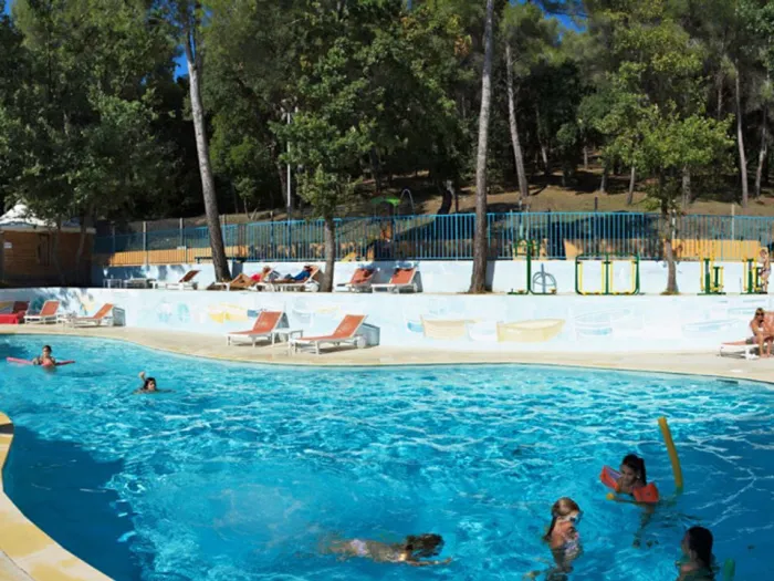 Camping - Six Fours les Plages - Provence-Alpes-Côte d'Azur - Les Playes