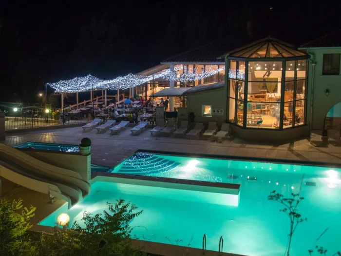 Camping - Mostuéjouls - Midi-Pyrénées - LES PRADES