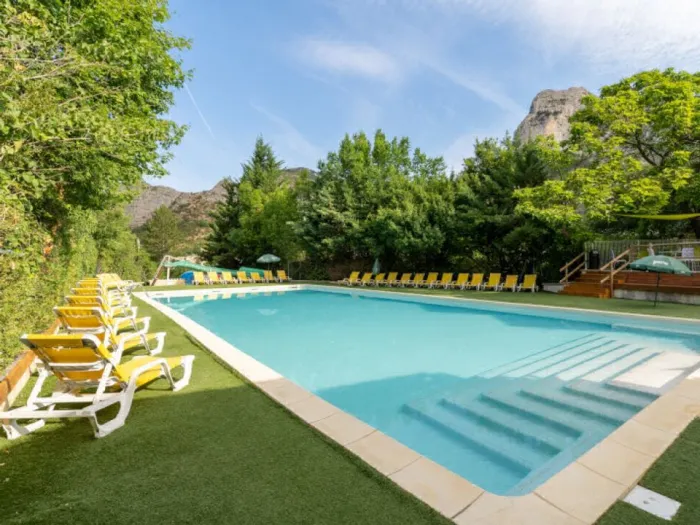 Camping - Orpierre - Provence-Alpes-Côte d'Azur - les Princes d'Orange