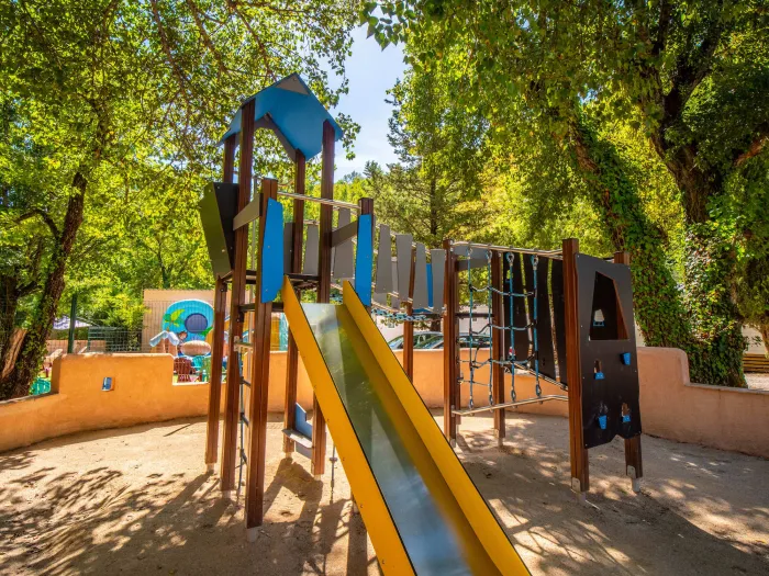 Camping - Tourrettes sur Loup - Provence-Alpes-Côte d'Azur - Les Rives du Loup