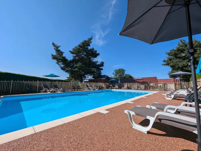 Camping - Aydat - Auvergne - Les Volcans