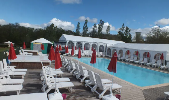 Camping - Brugheas - Auvergne - Libertin La Roseraie