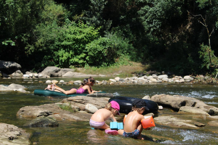 Camping - Chassagnes - Rhône-Alpes - Lou Rouchetou