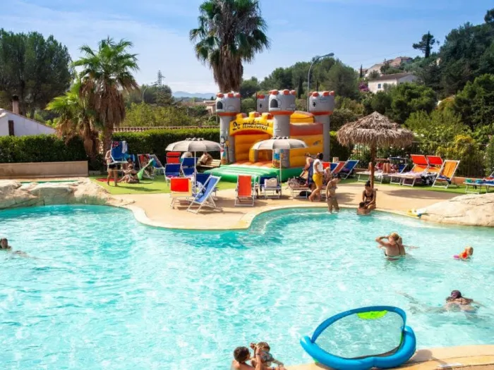 Camping - Sanary-sur-Mer - Provence-Alpes-Côte d'Azur - Mas de Pierredon