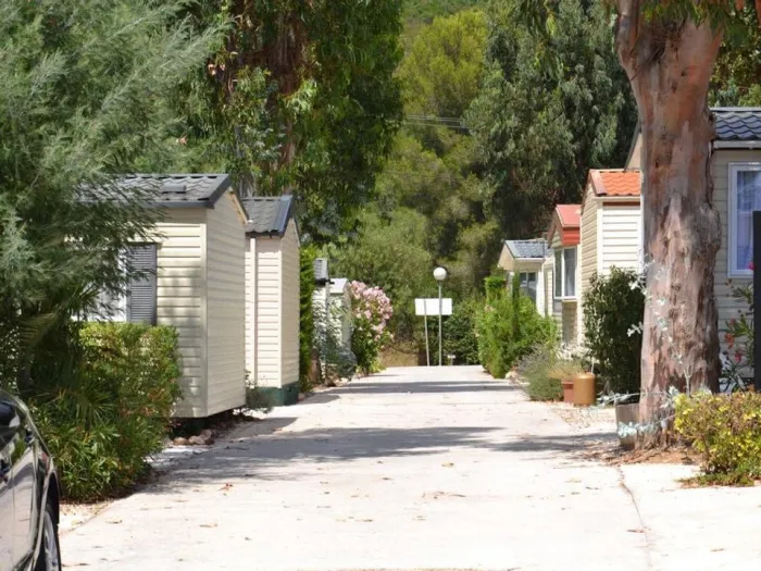 Camping - La Londe-les-Maures - Provence-Alpes-Côte d'Azur - Parc Valrose