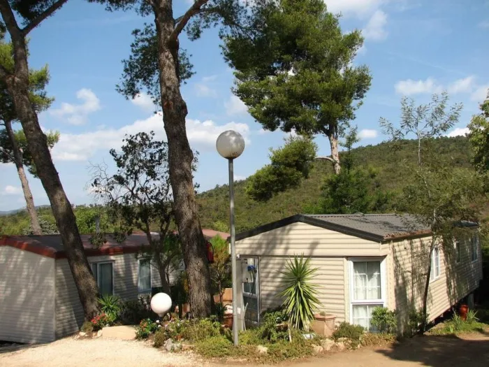 Camping - La Londe-les-Maures - Provence-Alpes-Côte d'Azur - Parc Valrose