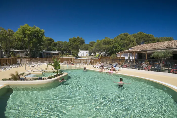 Camping - Saint-Raphaël - Provence-Alpes-Côte d'Azur - Santa Lucia