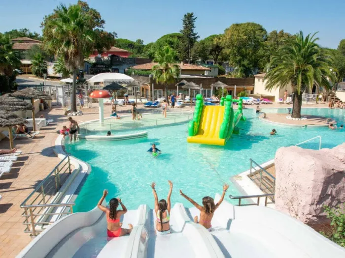 Camping - Fréjus - Provence-Alpes-Côte d'Azur - Site de Gorge Vent