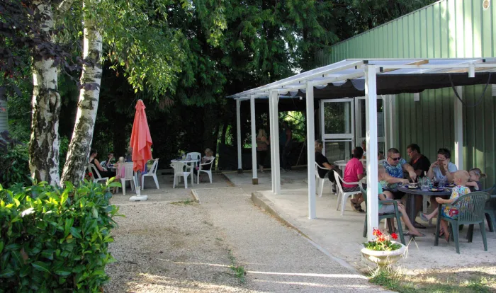 Camping - Mézières-sous-Lavardin - Pays de Loire - Smile & Braudières