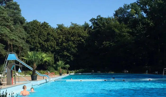 Camping - Cologne - Rhénanie-du-Nord-Westphalie - Waldbad