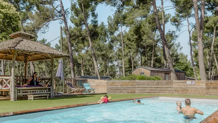 Camping - Aubagne - Provence-Alpes-Côte d'Azur - Youcamp Village