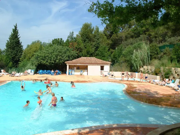 Camping - Aix-en-Provence - Provence-Alpes-Côte d'Azur - Camping Aix-en-Provence