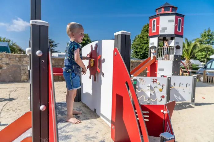 Une présence en été pour animer