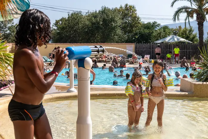 Clubs, cours collectifs et soirées d'été