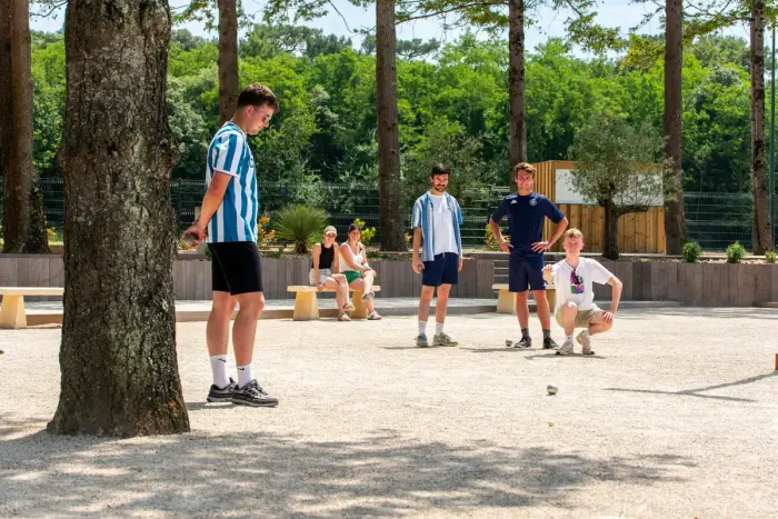 Des clubs et soirées tout l'été