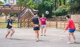 Des clubs et soirées pendant la saison