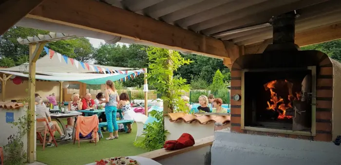 Club enfants et soirées en saison