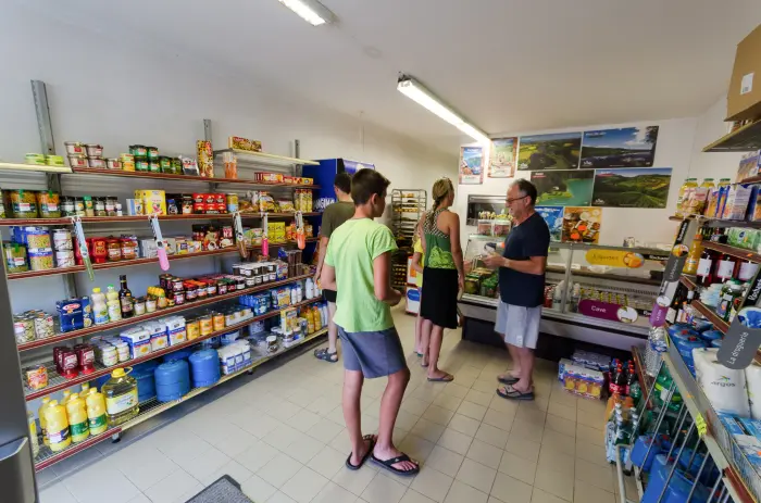 Mini-club, soirées et rendez-vous collectifs