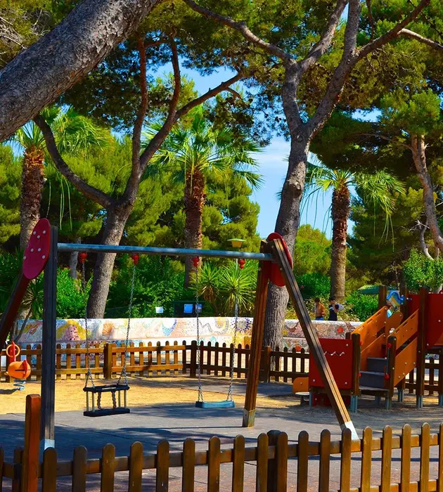 Clubs, musique et cours collectifs l'été