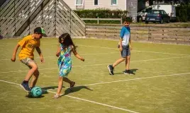 Des clubs et soirées pendant l'été