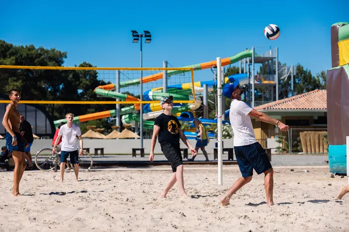 Des clubs et soirées tout l'été