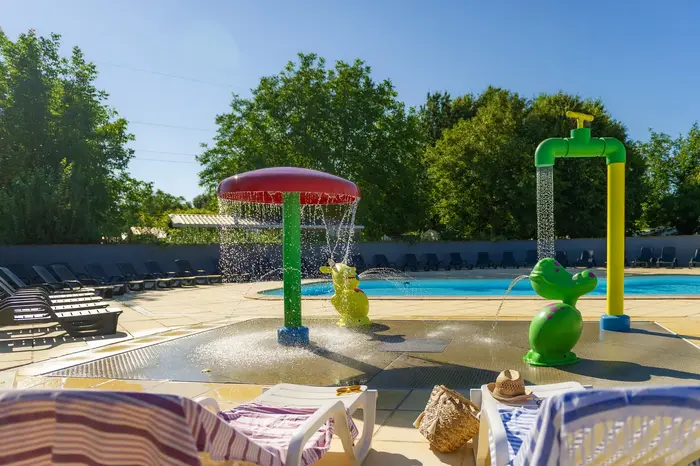 Deux bassins et jeux d’eau