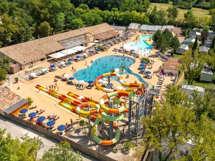 Trois bassins chauffés pour varier les baignades